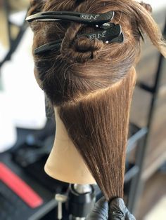 Brunette Balayage Step-By-Step - Keune EducationKeune Education Embracing Diversity, Blond Balayage