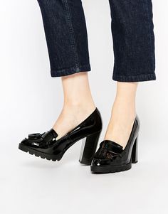 New Look Patent Heeled Loafer High Heel Loafers, Hak Tinggi, Patent Heels, Driving Shoes, Shoe Obsession, Heeled Loafers, Shoe Lover, Penny Loafers, Beautiful Shoes