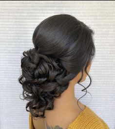 Loose Curls Updo, Bridemaids Hairstyles, Pageant Hair, Wedding Hair Up, Hair Inspiration Long, Bridal Hair Buns, Quinceanera Hairstyles, Bridal Hair Updo