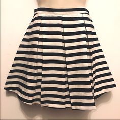 Size: Medium Color: Black, White Style: Skater Skirt, A-Line, High Waist, Pleated, Left Side Zip Material: 55% Linen/45% Rayon Measurements: 28” Waist, 17.5” Length Condition: Nwt - Perfect Condition - No Flaws, Snags, Holes, Stains, Etc. - Pet And Smoke Free Environment - Stored And Shipped In Ventilated, Plastic Bags To Ensure Quality Chic Fitted Skirt With Striped Hem, Chic Relaxed Skirt With Striped Hem, Chic Skirt With Striped Hem And Relaxed Fit, Chic Spring Skirt With Striped Hem, Fitted White Skirt With Striped Hem, Chic Striped Mini Skirt With Lining, Chic Striped Hem Skirt For Summer, Chic Summer Skirt With Striped Hem, Chic Striped Stretch Skirt