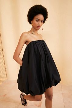 Ulla Johnson - Polline dress in Black Noir Black Bubble Dress, Ulla Johnson Dress, Balloon Dress, Black Strapless Dress, Bubble Skirt, Bubble Dress, Poplin Dress, Corset Style, Hem Dress