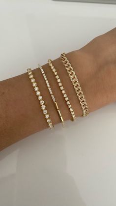 Bracelet Expensive, Expensive Bracelets, Jewelry 2024, Girl Bracelet, Gold Girl, Dope Jewelry