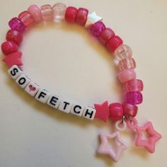 Kandi Star, Rave Kandi Ideas, Rave Bracelets, Kawaii Bracelet, Pulseras Kandi, Mean Girls Movie, Diy Kandi Bracelets, Beach Hippie, Electric Daisy