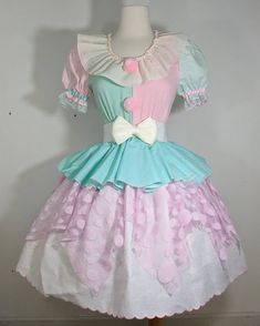 Pastel Clown, Clown Outfit, Clown Dress, Mint Pastel, Clown Clothes, Outfit Elegantes, Kei Fashion, Cute Clown, Dress Halloween Costume