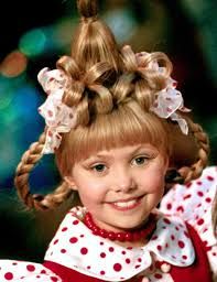 Image result for cindy lou who makeup The Grinch Movie Characters, The Grinch Cindy Lou Who, Cindy Lou Who Actress, Cindy Lue Who, Cindy Lou Hair, Movie Hairstyles, Cindy Lou Hoo, Whoville Costumes, Cindy Lou Who Hair