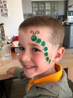 Tiny Face Paint Ideas, Simple Facepainting Ideas Easy For Kids, Step By Step Face Painting Easy, Simple Kids Face Paint, Fall Face Painting Ideas For Kids, Cheek Face Paint