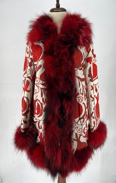 This is hand embroidery natural fox fur coat.  Materials  * Natural fox fur * Vintage hand embroidery suzani ( Uzbek ) tapestry.  * Factory wool interior lining.  Size  S ( 6 ), M ( 8 ), M ( 10 ), L ( 12 ), L ( 14 ). Length is 32 inches, 82 cm.  There is pockets on sides.  There is closure.  For other size or custom order please contact with us.  Tapestry is made from vintage hand embroidery. This is reason on back side there some pen marks.  This is unique item.  No Used.  Ready to use.  Door t Boho Style Boots, Corporate Goth, Retro Coat, Boho Mode, Red Fur, Coat Fur, Rodeo Fashion, Coat Vintage, Fox Fur Coat