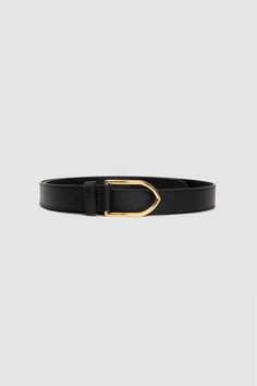 Angled buckle belt. Elegant Evening Belts With Buckle Closure, Buckle Belt, Black Belt, Designer Outfits Woman, Belts For Women, Belt Buckles, Designing Women, Buckle, Outfit Accessories