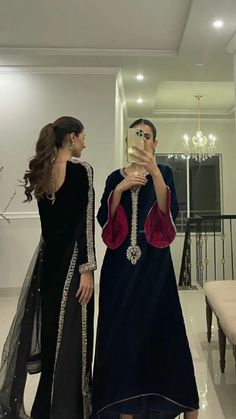 Party Wears, Velvet Suit, Pakistani Bridal Dresses, Fancy Dress Design, Pakistani Bridal, Suit Designs, Pakistani Outfits