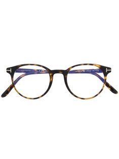 Dark havana acetate FT5695-B pantos-frame glasses from TOM FORD EYEWEAR featuring tortoiseshell effect, pantos frame, clear lenses, straight arms, curved tips and metal T logo on the temple. We know you'll look after them, but these glasses come with protection, just in case.. Don't be short-sighted. All glasses from FARFETCH are sold as non-prescription frames.. | Tom Ford Eyewear FT5695-B pantos-frame glasses Pantos Glasses, Carey Sunglasses, Tom Ford Jacket, Glasses Inspiration, Tom Ford Leather, Moving To Los Angeles