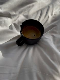 Cup of coffee in black mug placed in the center of mattress adorned with white sheets Moody Aesthetic Pictures, Instagram Moody Aesthetic, Moody Coffee Aesthetic, Moody Instagram Aesthetic, Midnight Coffee Aesthetic, Moody Aesthetic Instagram Feed, Ig Theme, Insta Aesthetic, Moody Aesthetic