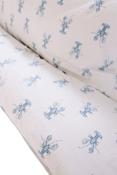 L.L. Bean x Sara Fitz lobster bedding collection Ll Bean Bedding, Costal Grandma Bedding, Coastal Cowgirl Aesthetic Decor, Blue And White Bedding Aesthetic, East Coast Home Decor, East Coast Room Decor, Coastal Bed Sheets, Coastal Home Bedroom, Beachy Bed Sheets