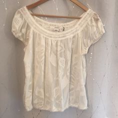 *Studio M (Product Of Max Studio) *Ivory Boho Blouse *Sheer In Front (Two Layers) *Very Sheer In Back (One Layer) *Embroidered Pattern *Scoop Neck *Elastic At Sleeves And Bottom Chic White Short Sleeve Peasant Top, White Cotton Feminine Peasant Top, White Cotton Peasant Top, Feminine Style, White Cotton Peasant Top In Feminine Style, White Cotton Peasant Top Feminine Style, White Feminine Peasant Top With Short Sleeves, White Feminine Short Sleeve Peasant Top, Bohemian Off White Short Sleeve Tops, Off White Bohemian Short Sleeve Top