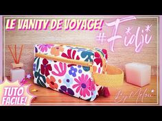 an image of a bag with flowers on it and the words, le vanity de voyage