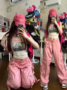 Tomboy Pink Outfits, Bagy Outfits For Girl, Pink Baggy Pants Outfit, Pink Baggy Outfit, Pink Tomboy Outfit, Pink Acubi Fashion, Newjeans Inspired Outfit, Cute Pastel Outfits, Pink Outfits Aesthetic