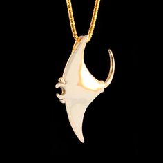 Gold Manta Ray Necklace Stingray Necklace Stingray Jewelry Manta Ray Jewelry Ocean Jewelry Shark Nec Stingray Jewelry, Stingray Necklace, Stingray Pendant, Shark Jewelry, Magic Jewelry, Dragon Logo, Magic Dragon, Visual Clothing, Clothing Board