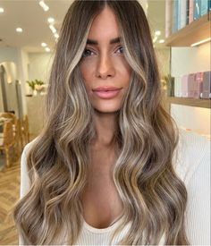 Vanilla Balayage Brunette, Vanilla Hair Color Highlights, Vanilla Hair Color Balayage, Blonde Balayage Vanilla, Vanilla Blonde Hair Color, Vanilla Beige Blonde Hair Balayage, Vanilla Balayage, Lighter Brown Hair Color, Vanilla Blonde Hair