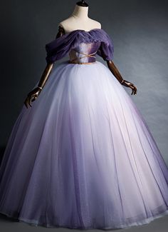 Fitted Purple Tulle Fairy Dress, Ball Gowns Fantasy, Formal Occasion Dress, Princess Ball Gowns, Tulle Ball Gown, Fantasy Gowns, Pretty Prom Dresses, Fairytale Dress, Sweet 16 Dresses