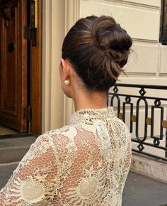 Classic Bridal Hair, Lace Dress Formal, High Updo, Wedding Bun, Bride Updo, Elegant Bun, Marianna Hewitt, Wedding Hair Up, Favorite Hairstyles