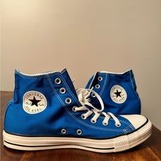 New Converse Chuck Hi Tops! All My Sneakers Come With Boxes. These Are A Nice Vibrant Blue. Men’s Size 9 Women’s Size 11 Converse Shoes Blue, High Top Platform Converse, Colored Converse, Converse Hi Top, 2000s Shoes, Diy Converse, Converse Hi, Blue High Tops, Blue Converse