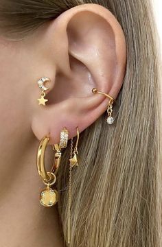 Multiple Earings Piercings, Multiple Piercings Earrings, Different Ear Piercings, Multiple Earrings, Stacked Earrings, Earrings Inspiration, Bridal Gold Jewellery