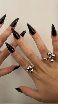 Acrylic Nails Almond Shape, Black Acrylic Nails, Goth Nails, Almond Acrylic Nails, Dark Nails, Funky Nails