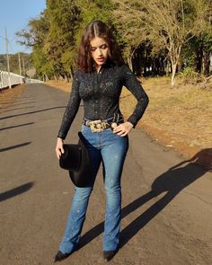 Country Women, Country Outfits, Belts