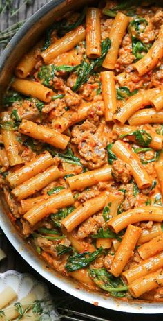 Creamy Sausage Rigatoni with Spinach, Garlic, and Tomato Cream Sauce - in a skillet. Tuscan Rigatoni, Creamy Sausage Rigatoni, Rigatoni Recipe, Sausage Rigatoni, Rigatoni Recipes, Oven Meals, Tomato Cream Sauce, Resep Pasta, Italian Sausage Recipes