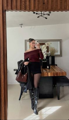 Amanda Diaz Outfits, Dinner Outfit Winter, Smart Attire, Classy Prom Dresses, Dress With Stockings, Winter Fashion Outfits Casual, Cute Fall Outfits, Casual Chic Outfit, Curvy Outfits