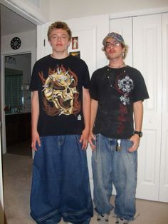 Older Brother Outfit 2000s, 2007 Middle School Fashion, Jnco Pants Outfit, Real Y2k Aesthetic, Pop Punk Fashion 2000s, Male 2000s Outfits, Older Brother Aesthetic Clothes, 2000s Punk Men, Early 2000s Skater Fashion