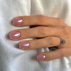 PRICES MAY VARY. 💅🏽【Cute Acrylic Nails】Whether you're seeking to experiment with new nail designs or achieve a flawless nail appearance, Press on Nails Fake Nails are your ultimate choice, enabling you to feel confident and captivating in any situation. 💅🏽【Included】You will receive a box of ZEYER brand nails. With more than 10 different nail sizes, high-quality fake nails, and a complete nail kit, you can say goodbye to long salon manicures. We believe that you will love our fake nails becau Aurora Design, Pink Chrome Nails, Milky Nails, Short Press On Nails, Press On Nails Short, Square Nail Designs, Mirror Metal, Colorful Nails, Short Square Nails