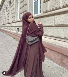 Niqab Fashion Abayas, Khimar Abaya Aesthetic, Khimar And Abaya, Abaya And Niqab, Niqab Colors, Niqab Fashion, Stile Hijab, Muslimah Dress