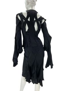 For Sale on 1stDibs - Tom Ford for Yves Saint Laurent Rive Gauche Skirt Suit S/S 2003 Runway Collection - Look 9 French size 38 - US 6 100% Silk, Black Color. Top - Cutout Details, Designer Silk Skirt, Designer Fitted Silk Skirt, Silk Black Skirt, Fancy Gown, 2003 Runway, Black Skirt Suit, Dream Cabin, Fancy Gowns, Rive Gauche