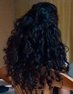 Ondulado 2b, 3a Hair, Black Curly Hair, Sleek Hairstyles, Very Long Hair, Curly Hair Tips, Long Curly Hair, Aesthetic Hair, Pretty Hairstyles