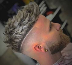 you Men's Hair Styles, Best Mens Haircuts, Skin Fade Hairstyle, Bleached Hair Men, Male Haircuts Curly, High Fade Haircut, Mens Haircuts Short Hair, Mens Hair Colour, Mens Haircuts