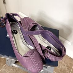 These Lovely Shoes Have Never Been Worn! Casual Purple Heels, Casual Purple Round Toe Heels, Casual Purple Synthetic Heels, Flat Color, Loafer Flats, Shoe Brands, Flat Shoes Women, Lavender, Loafers