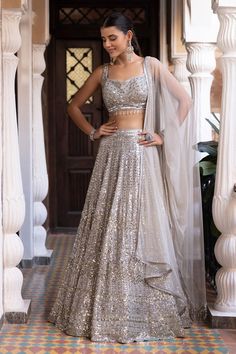 Cutdana Embroidery, Sheer Dupatta, Sari Lehenga, Indo Western Gown, Sequence Blouse, Floral Lehenga, Saree Jewellery, Diana Penty