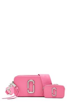 Marc Jacobs Snapshot Bag, Trendy Purses, My Style Bags, Structured Bag, Pink Lifestyle, Luxury Bags Collection, Woman Bags Handbags, Marc Jacobs Bag, High Fashion Outfits