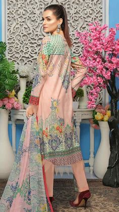 Pakistani Boutique, Pakistani Designer Clothes, Organza Sleeves, Printed Dupatta, Lawn Suits, Salwar Kameez Designs, Embroidered Neckline, Pakistani Designers, Suit Fabric