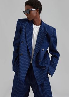 Fargo Oversized Denim Padded Blazer - Navy Pinstripe – The Frankie Shop Pinstripe Blazer Outfit, Elegant Outfit Classy, Pinstriping Designs, The Frankie Shop, Frankie Shop, Blazer Outfits, Elegant Outfit, Outerwear Women, Oversized Fits