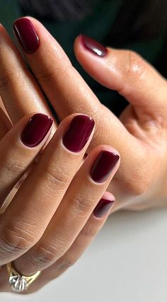 Discover 32 Fall Nails You Need to Try This Year! From chic Fall Gel Nails to Her Nails looks that will leave you obsessed, these Sophisticated Fall Nails are perfect for the season. Get inspired with Fall 24 Nails and Cute Nails For Fall that add a festive touch. Whether you're looking for Nail Inspo Thanksgiving or Classy Acrylic Nails, we’ve got the ultimate Nagel Inspo. Stay on top of the Nails Trends Fall 2024 with Classy Nail Colors Fall and Trending Nail Inspo 2024 for a flawless manic...