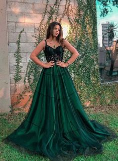 Prom Dress Green, Stile Harry Potter, Dresses With Appliques, Tulle Long Prom Dress, Orange Bridesmaid, Burgundy Prom, Formal Dresses Graduation, Tulle Prom Dresses, Black Bridesmaid