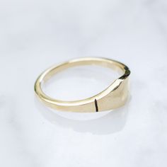 Gold toned brass flat top geometric ring in sizes for both men and women. This simple ring has a geometric shaped flat face but lot's of style and flat top rings are definitely in right now! Available in 925 Sterling Silver https://etsy.me/2UV0kE2 Ring Size Available in all sizes. Please be sure to find your exact ring size for the finger you want before ordering. See image chart above or you can use the chart on my website as a guide - https://jewelrylab.co/pages/ring-sizing-tips A note about b Gold Band Bracelet, Ring Mens Gold, Minimal Geometric Design, Flat Top Ring, Gold Pendants For Men, Flat Face, Silver Ring Designs, Simple Band, Mens Gold Rings