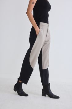 Unleash your inner fashionista with the Scuba Wide Pants, a symbol of modernity, comfort, and versatility. The adaptable nature of these pants ensures they cater to your style needs, whether you're dressing up or down. Elastic waistband with drawstring Slightly cropped Wide leg 2 side pockets Scuba fabric Scuba Fabric, Fall Items, Wide Pants, Black Stone, Fashion Help, Personal Stylist, Wardrobe Essentials, Black Pants, Fashion Forward