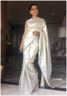 Saree White, White Sari, Kangana Ranaut, Can We Talk, Indian Saree Blouse, Simple Sarees, White Saree, Saree Designs Party Wear, Indian Bridal Outfits