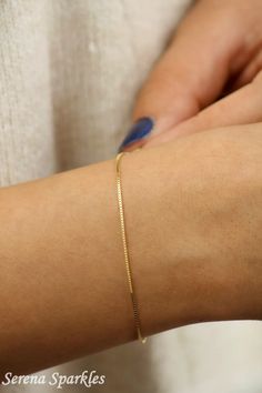 10k Solid Gold Box Chain Bracelet Box Gold Chain Bracelet | Etsy Simple Bracelet Designs For Women, Fine Bracelets Gold, Gold Hand Chain For Women, Hold Bracelet For Women, Pretty Gold Bracelet, Simple Gold Chain Bracelet, Small Gold Bracelet, Permenant Bracelet Gold, Box Chain Bracelet