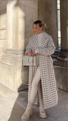 Fashion 60s, How To Wear Ankle Boots, Ootd Instagram, Fashion 90s, Winter Fashion Outfits Casual, 90's Fashion, Outfit Trends, Fashion 101