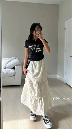 Casual Asian Fashion, Korea Outfits, Japan Outfits, Long Skirt Outfits, Downtown Outfits, Maxi Skirt Outfits, Summer Inspo, Aesthetic Clothing