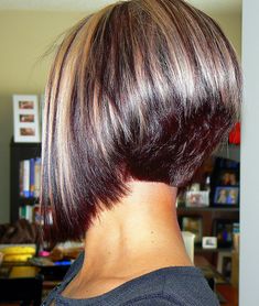 Angled Bob Haircuts, Angled Bob Hairstyles, Stacked Bob Hairstyles, Bob Haircut For Fine Hair, Bob Hairstyles For Fine Hair, Short Straight Hair, Short Bob Haircuts, Haircut For Thick Hair, Haircuts For Fine Hair