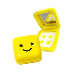 Express yourself and feel cute with Starface Hydro-Star® Pimple Patches: a pack of 32 hydrocolloid pimple protectors in yellow that help absorb fluid, reduce redness, and shrink spots. Conveniently packaged in a cute, mirrored Big Yellow compact for easy access. Perfectly shaped to grip the contours of the face, Hydro-Stars are designed to really stick while caring for your skin. Apply to clean, dry skin. Leave on overnight (or 6+ hours) for best results. Lift off in the morning and replace with Balzam Na Pery, Pimple Patches, Pimples Overnight, Pimples On Face, Sephora Skin Care, Fotografi Vintage, Cute Star, Skin Care Items, Cruelty Free Skin Care